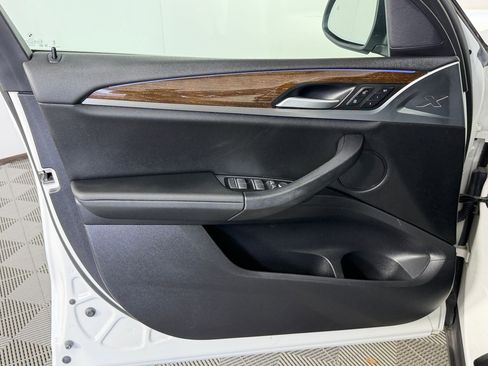 Certified 2024 BMW X3 xDrive30i w/ Convenience Package image 12