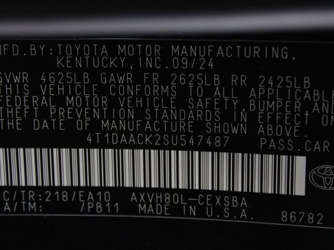 Used 2025 Toyota Camry SE w/ Convenience Package FWD image 39