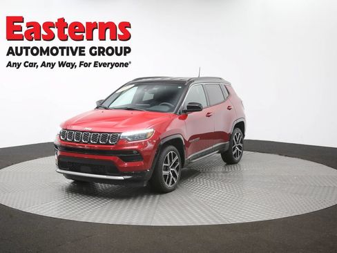 Used 2025 Jeep Compass Limited w/ Elite Group AWD/4WD image 55