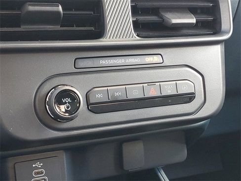 New 2025 Ford Maverick XL w/ Equipment Group 101A image 23