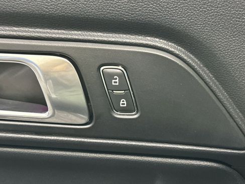 Used 2021 Ford Mustang Premium image 17