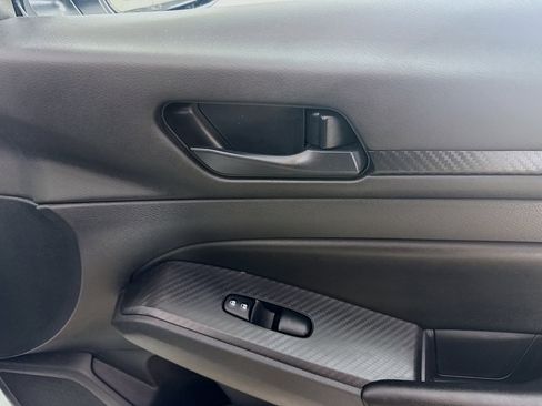 Used 2024 Nissan Altima 2.5 S image 31