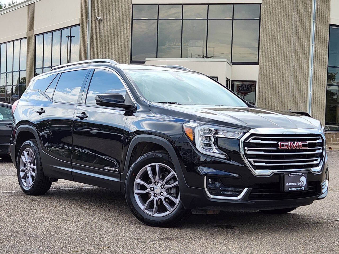 Used 2022 GMC Terrain SLT AWD/4WD image 29