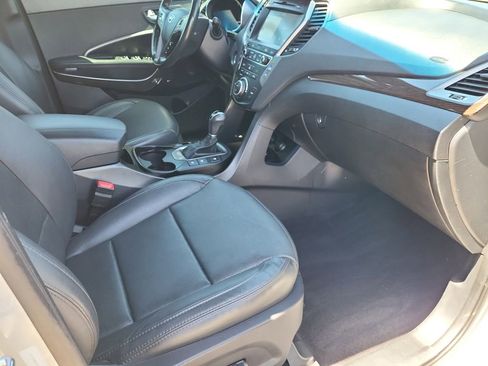 Used 2017 Hyundai Santa Fe Sport w/ 2.0T Ultimate Tech Package 05 AWD/4WD image 21