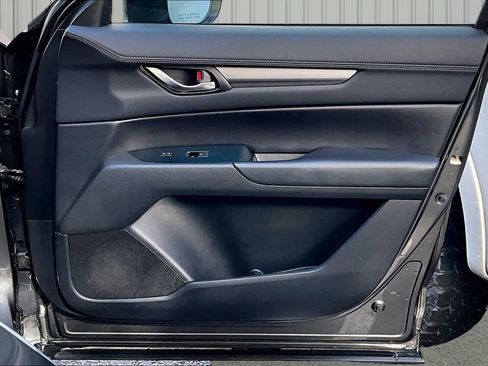 Used 2018 MAZDA CX-5 Touring image 18