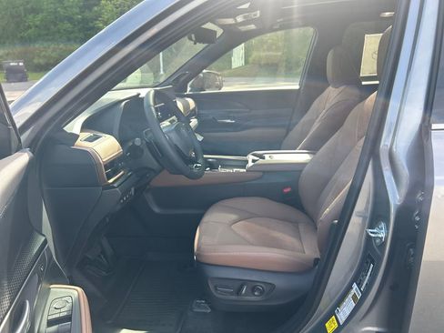 New 2026 Toyota Grand Highlander AWD Hybrid image 17