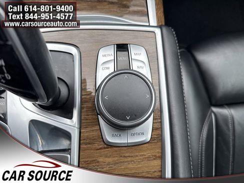 Used 2018 BMW 750i xDrive image 31