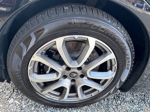 Used 2020 Maserati Levante S AWD/4WD image 27