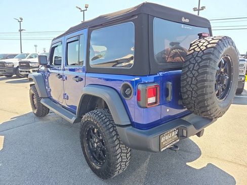 Used 2019 Jeep Wrangler Unlimited Sport S AWD/4WD image 4