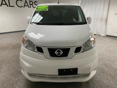 Used 2021 Nissan NV200 SV w/ Sliding Door Glass Package image 2