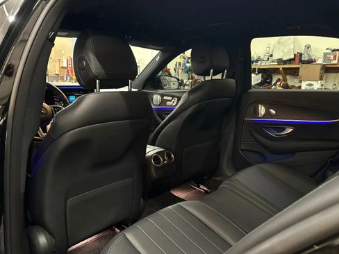 Used 2020 Mercedes-Benz E 350 4MATIC Sedan w/ Parking Assistance Package image 26