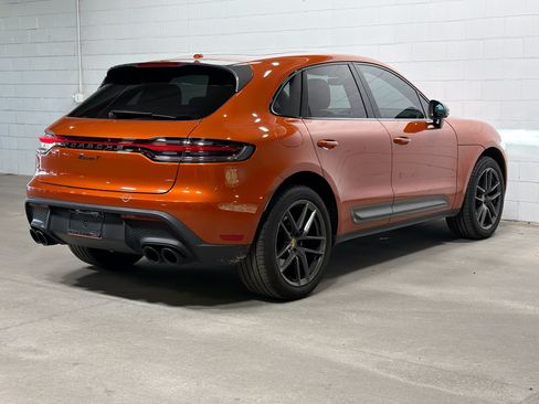 Certified 2023 Porsche Macan Turbo AWD/4WD image 7