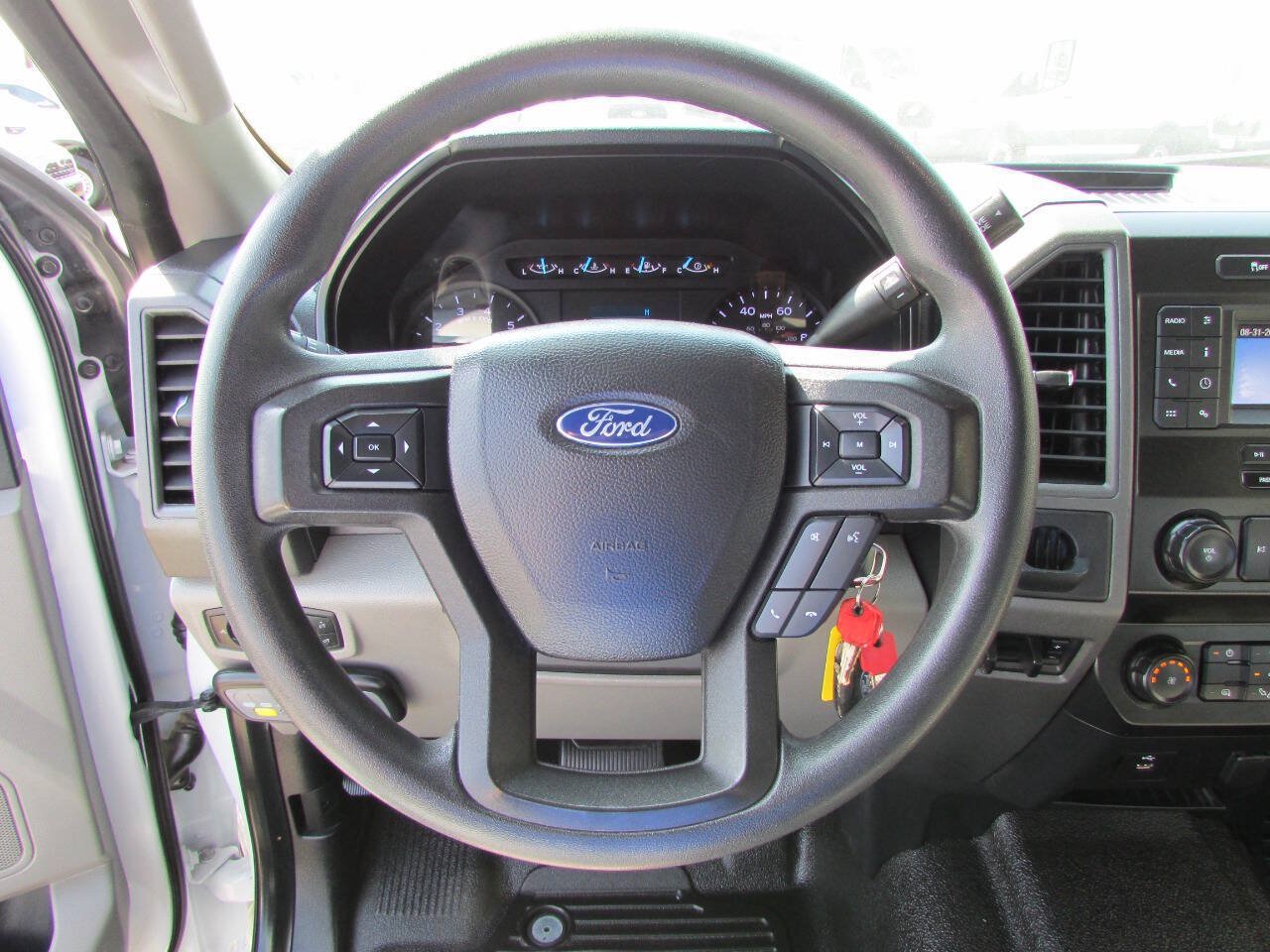 Used 2021 Ford F250 XL w/ Power Equipment Group RWD image 25