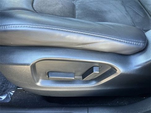 Used 2017 MAZDA CX-5 Touring w/ Preferred Equipment Package image 12