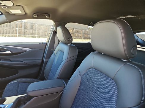 New 2026 Buick Envista Preferred w/ Convenience II Package image 12