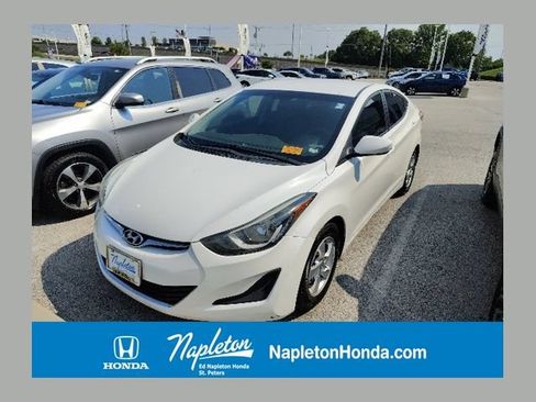 Used 2014 Hyundai Elantra SE FWD image 1