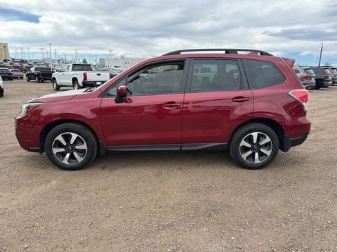 Used 2018 Subaru Forester 2.5i Premium image 2