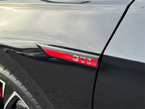 Used 2024 Volkswagen GTI Autobahn image 10