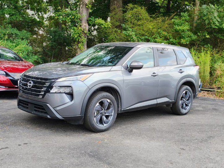 Used 2025 Nissan Rogue SV FWD image 5