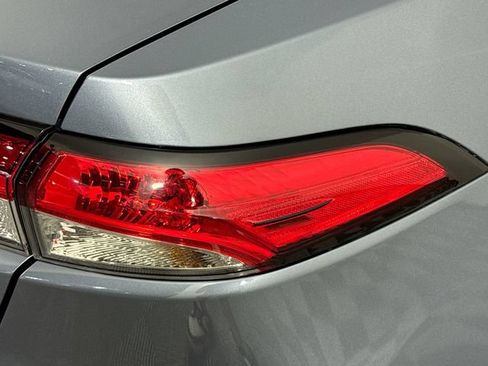 Used 2024 Toyota Corolla LE FWD image 35