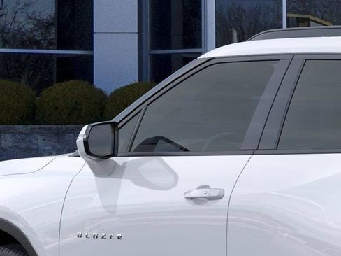 New 2026 Chevrolet Blazer LT w/ Sound & Technology Package AWD/4WD image 14