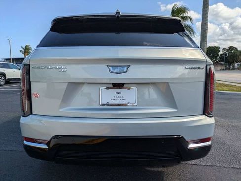 New 2025 Cadillac Escalade IQ Luxury 1 image 5