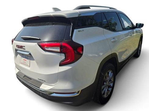 Used 2023 GMC Terrain SLT AWD/4WD image 13
