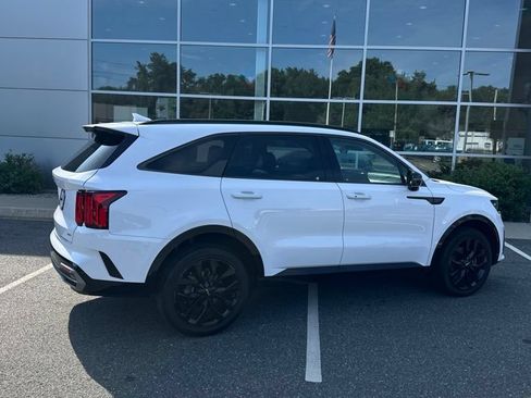 Used 2023 Kia Sorento SX AWD/4WD image 5