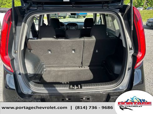 Used 2021 Kia Soul LX FWD image 25
