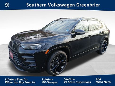 New 2026 Volkswagen Tiguan SE R-Line FWD image 1