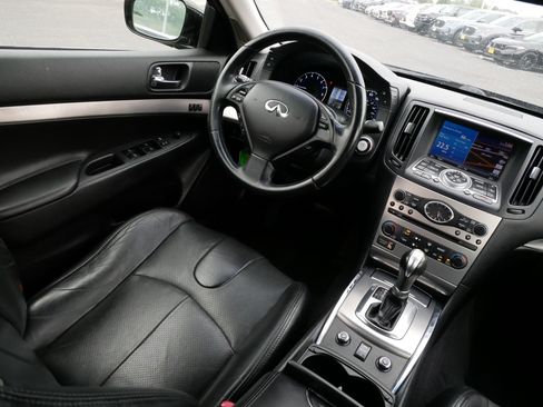 Used 2013 INFINITI G37 x Sedan w/ Premium Pkg AWD/4WD image 9