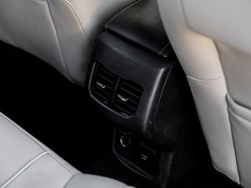 Used 2017 Ford Fusion Titanium image 51