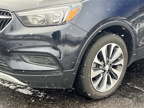 Used 2022 Buick Encore Preferred w/ Safety Package image 5