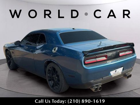 Used 2021 Dodge Challenger R/T RWD image 5