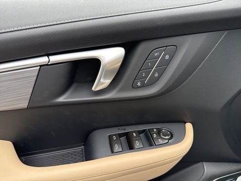 New 2026 Buick Enclave Preferred AWD/4WD image 16