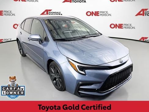 Certified 2025 Toyota Corolla SE w/ Convenience Package FWD image 1