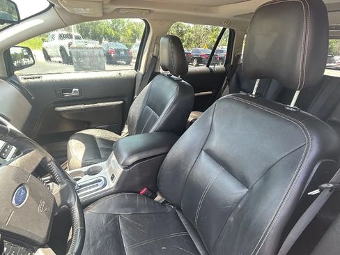 Used 2010 Ford Edge SEL FWD image 2
