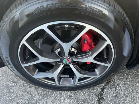 Used 2021 Alfa Romeo Stelvio Ti w/ Active Assist 2 Package TI image 34
