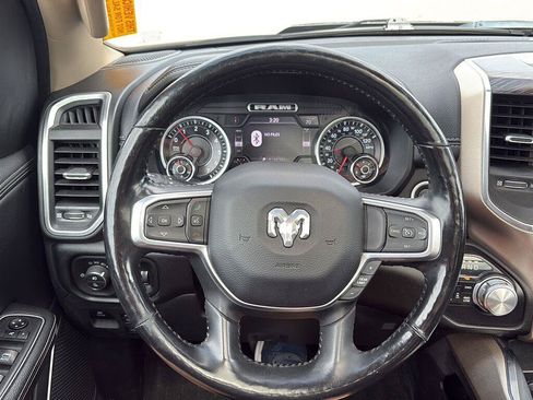 Used 2020 RAM 1500 Laramie AWD/4WD image 10