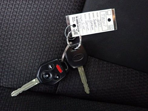 Used 2020 Subaru Outback Premium image 35