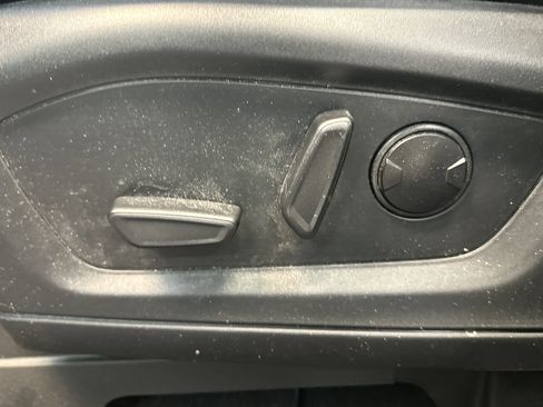 Used 2023 Ford Explorer XLT w/ Equipment Group 202A image 20