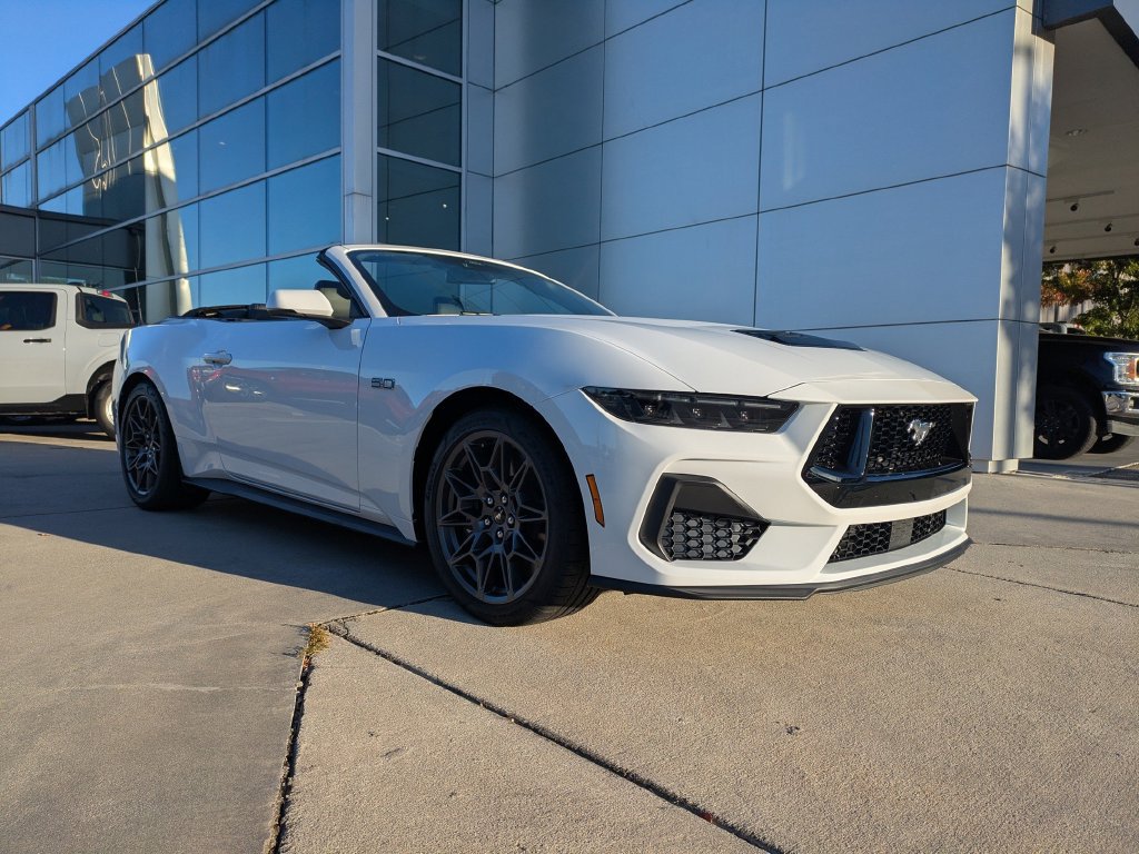 New 2026 Ford Mustang GT Premium w/ GT Performance Package RWD image 2