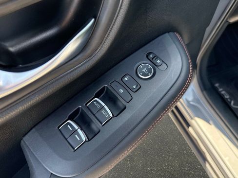 Used 2024 Honda HR-V Sport image 18
