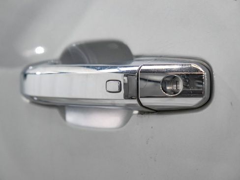 Used 2020 GMC Sierra 3500 Denali w/ Denali Ultimate Package image 41