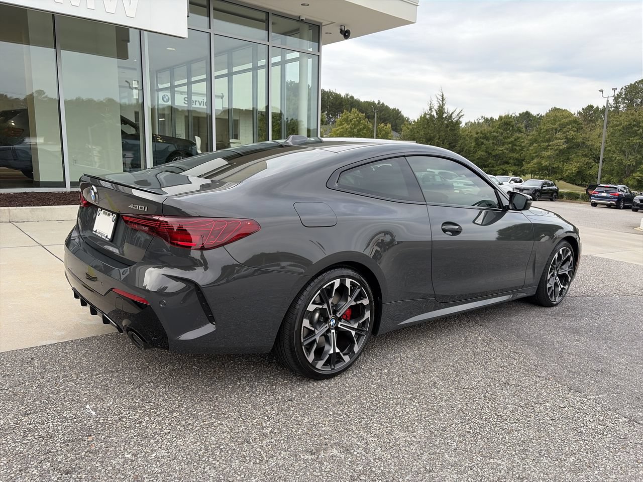 Certified 2026 BMW 430i xDrive Coupe w/ M Sport Package AWD/4WD image 8