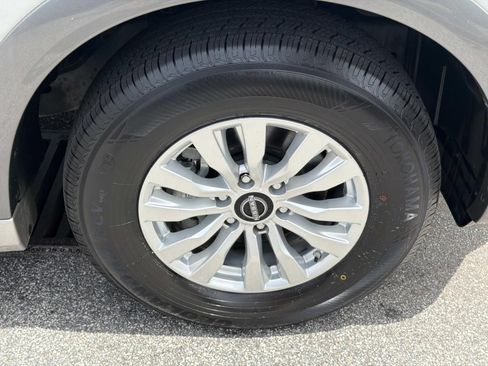 Used 2023 Nissan Armada S AWD/4WD image 12