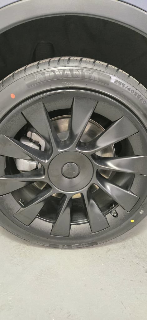 Used 2022 Tesla Model Y Long Range AWD/4WD image 8
