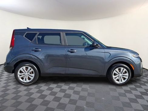 Used 2021 Kia Soul LX FWD image 7