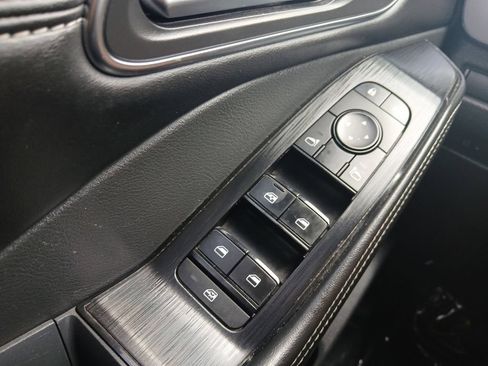 Used 2021 Nissan Rogue SV w/ Premium Package FWD image 21