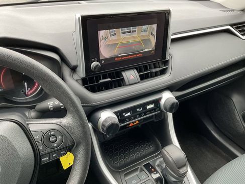 Used 2023 Toyota RAV4 LE FWD image 14